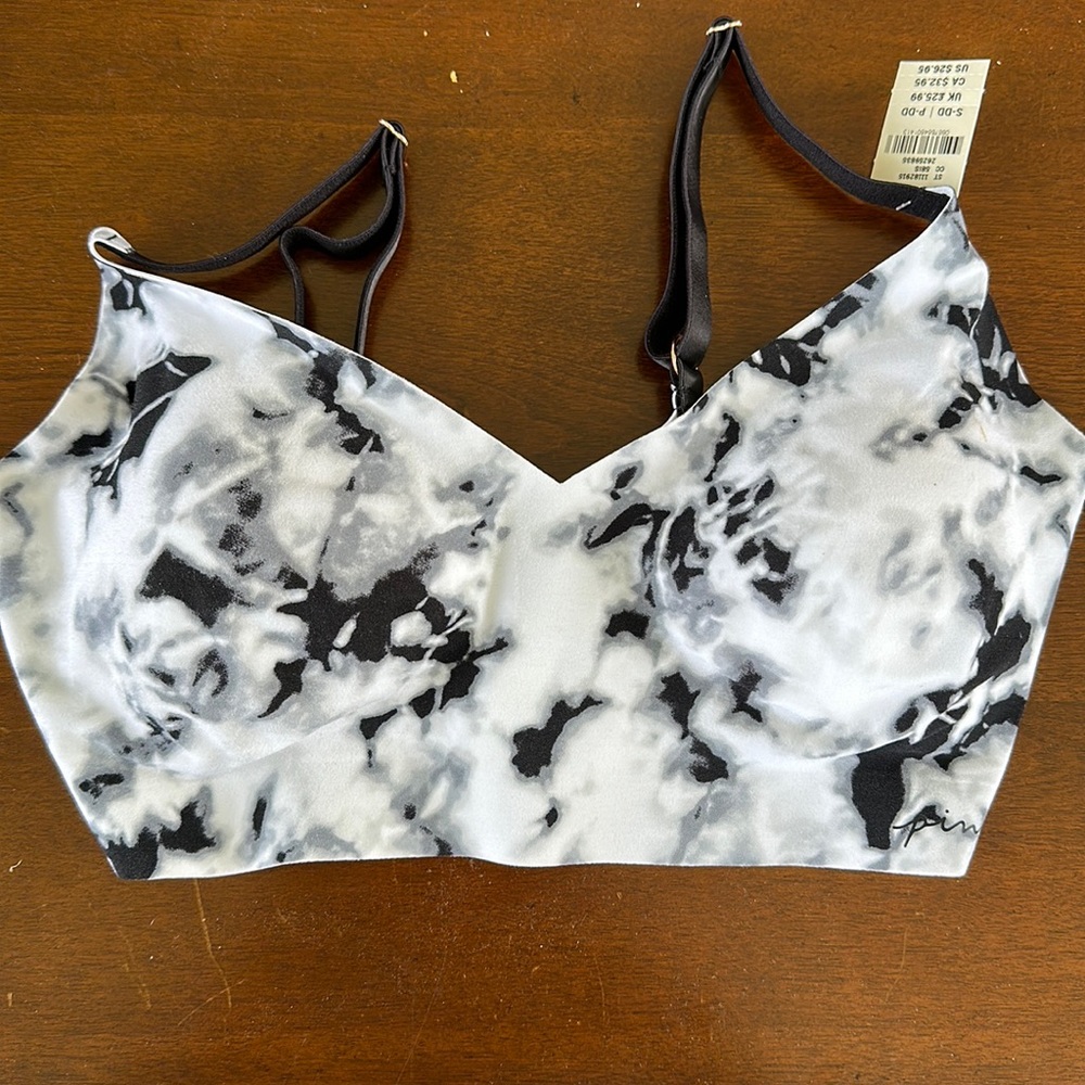 Victoria secret bra size small - DD